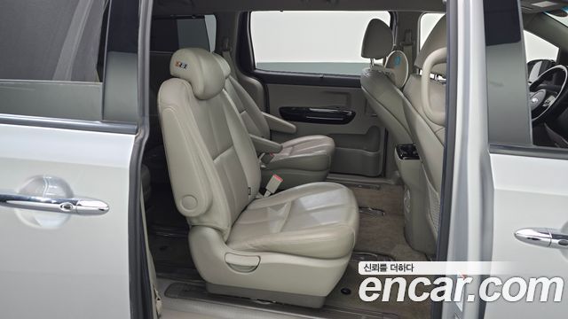 Kia Canival 2019 — photo 12