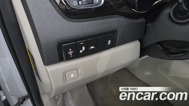 Kia Canival 2019 — photo 17
