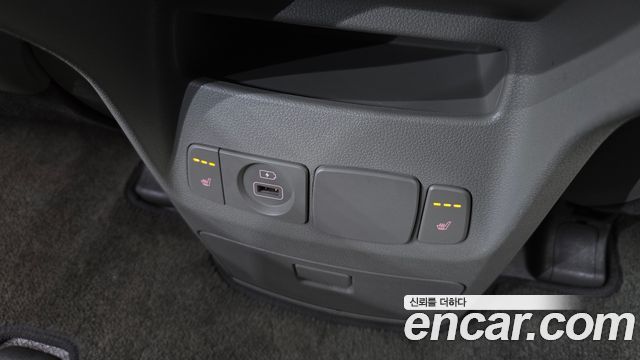 Kia Canival 2019 — photo 18