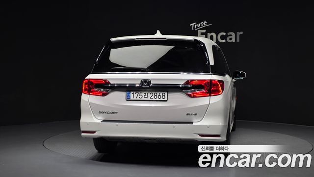 Honda Odyssey 2023 — photo 4