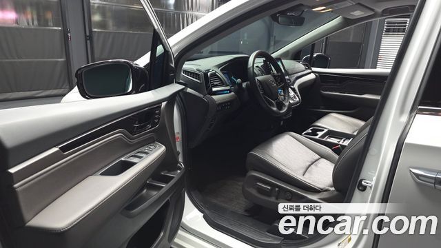 Honda Odyssey 2023 — photo 13