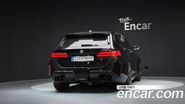 BMW M5 2026 — photo 4