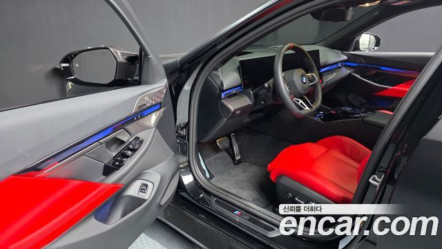 BMW M5 2026 — photo 10