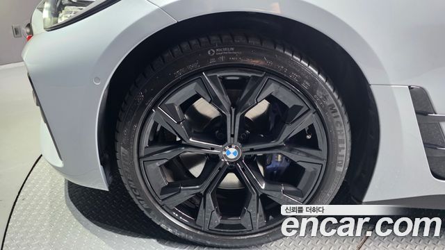 BMW 4-Series 2024 — photo 5