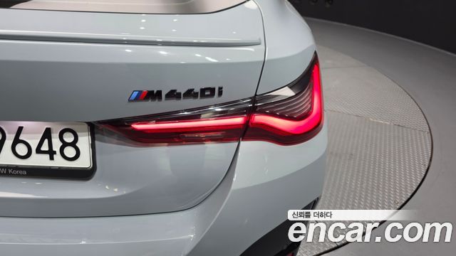 BMW 4-Series 2024 — photo 9