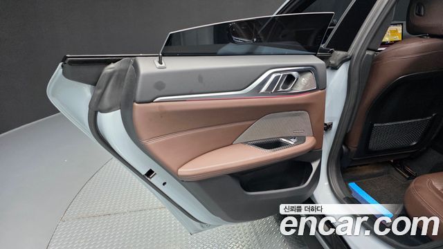 BMW 4-Series 2024 — photo 15
