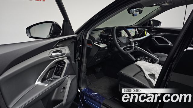 Audi Q5 2025 — photo 17