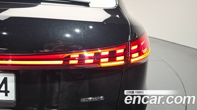 Audi Q5 2025 — photo 9