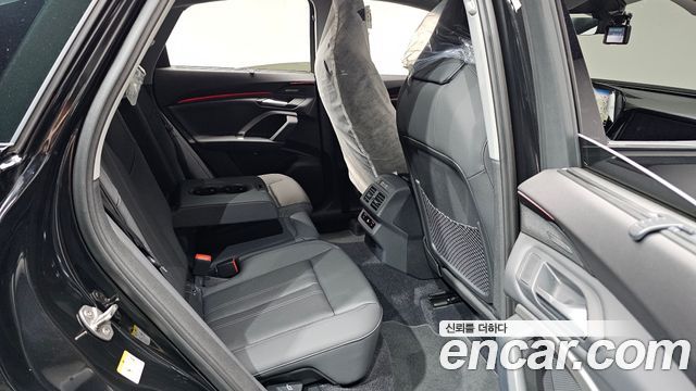 Audi Q5 2025 — photo 16