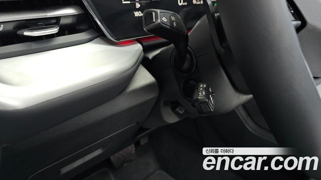 Audi Q5 2025 — photo 30