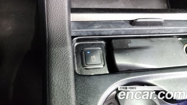 Mercedes-Benz GLE-Class 2017 — photo 13