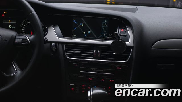 Audi A4 2015 — photo 14