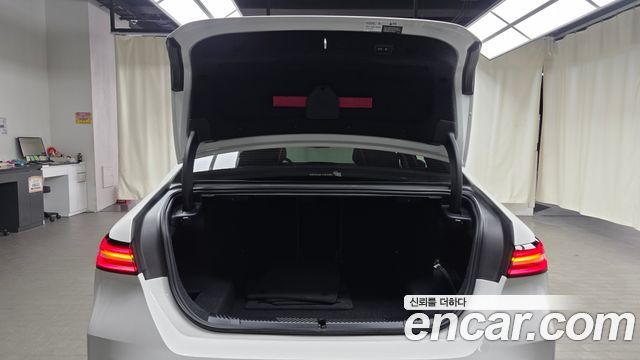 BMW 5-Series 2024 — photo 24