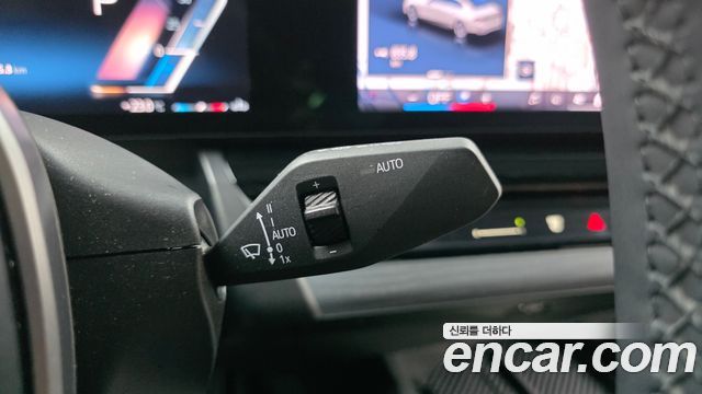 BMW 5-Series 2024 — photo 26