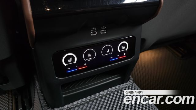BMW 5-Series 2024 — photo 28