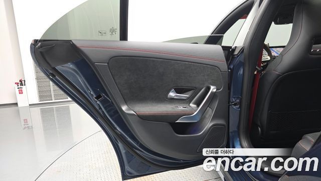 Mercedes-Benz CLA-Class 2021 — photo 15