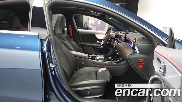 Mercedes-Benz CLA-Class 2021 — photo 16