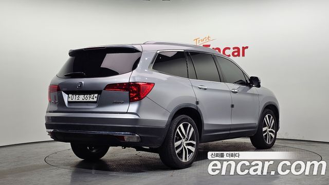 Honda Pilot 2018 — photo 2