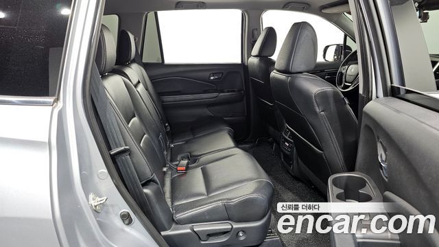 Honda Pilot 2018 — photo 12