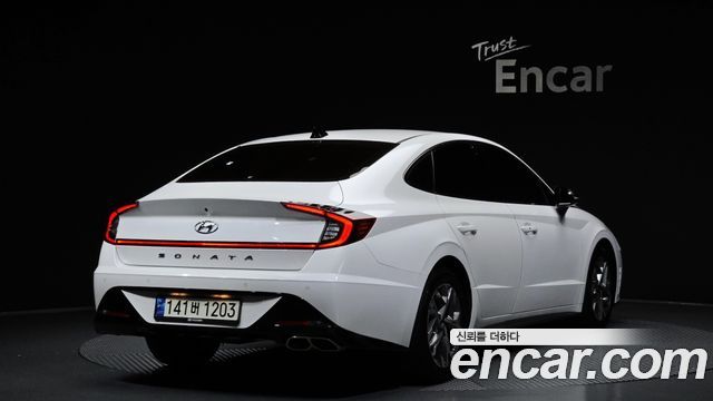 Hyundai Sonata 2022 — photo 2