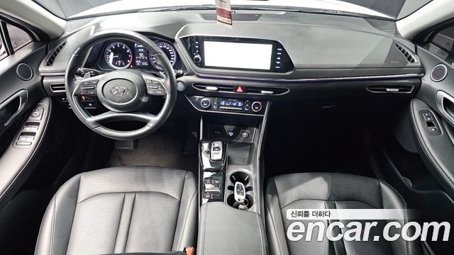 Hyundai Sonata 2022 — photo 10