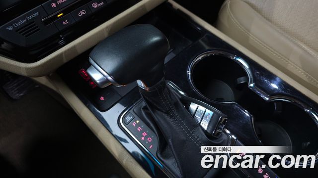 Kia Canival 2019 — photo 12