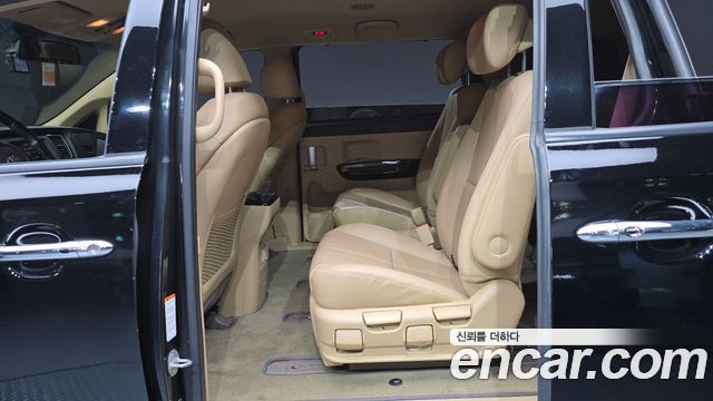 Kia Canival 2019 — photo 18