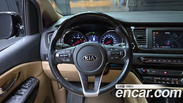 Kia Canival 2019 — photo 19
