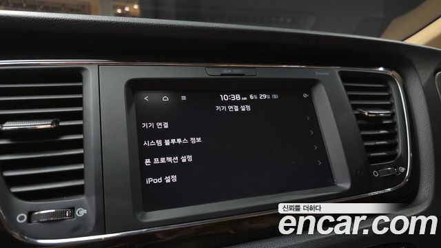Kia Canival 2019 — photo 21