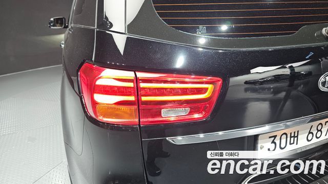 Kia Canival 2019 — photo 9