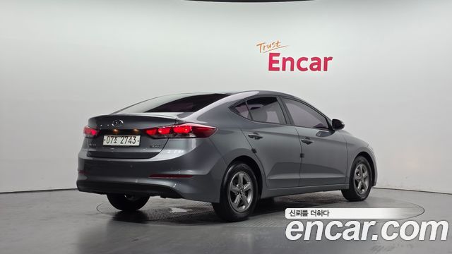 Hyundai AVANTE 2017 — photo 2