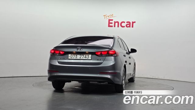 Hyundai AVANTE 2017 — photo 4