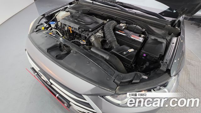 Hyundai AVANTE 2017 — photo 6