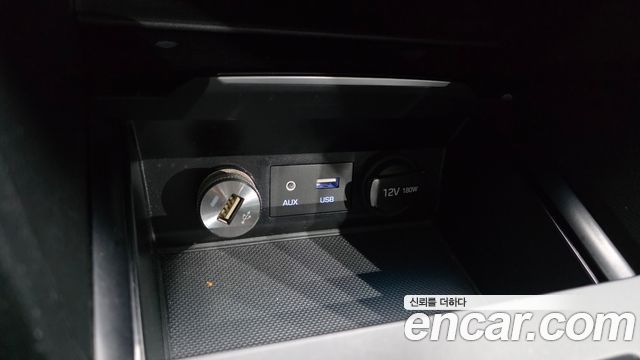 Hyundai AVANTE 2017 — photo 29