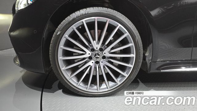 Mercedes-Benz S-Class 2026 — photo 5