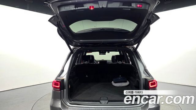 Mercedes-Benz GLB-Class 2021 — photo 23