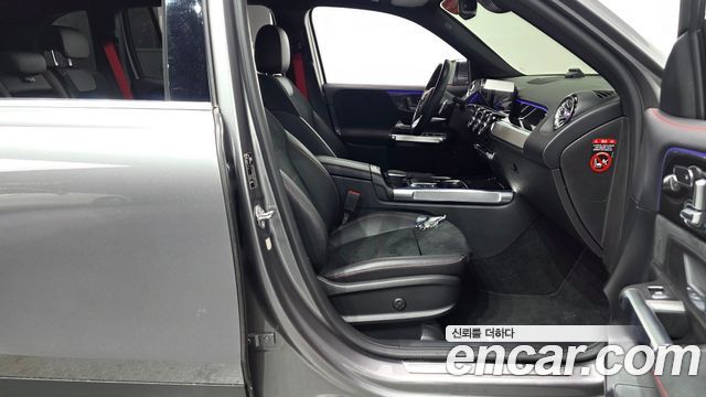 Mercedes-Benz GLB-Class 2021 — photo 16
