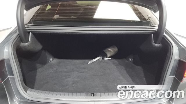 Genesis G80 2020 — photo 17