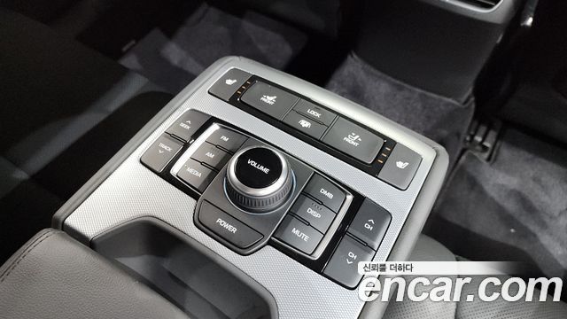 Genesis G80 2020 — photo 19