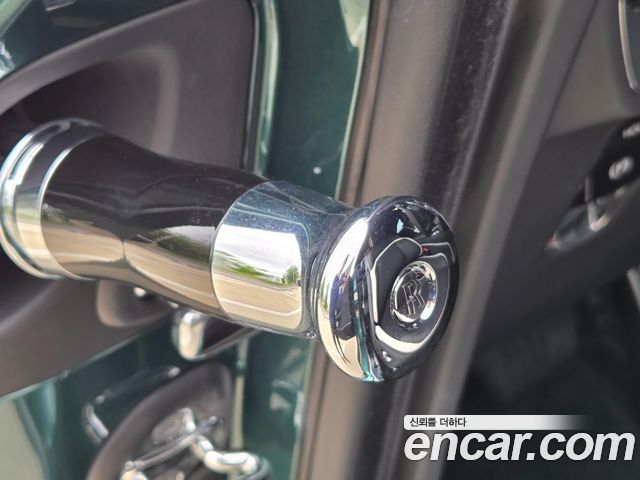 Rolls-Royce Spectre 2024 — photo 9