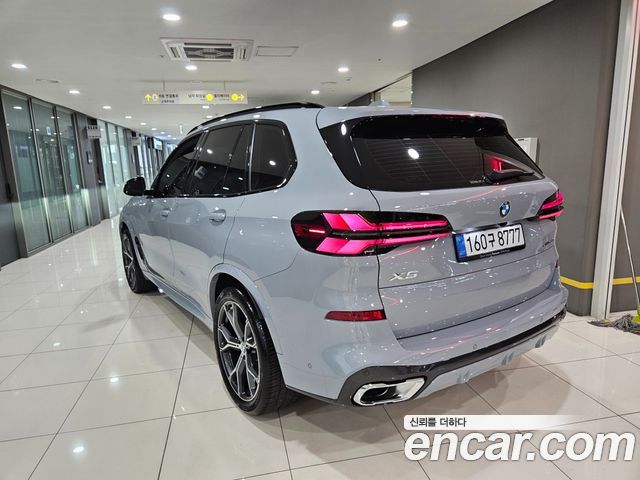 BMW X5 2026 — photo 2