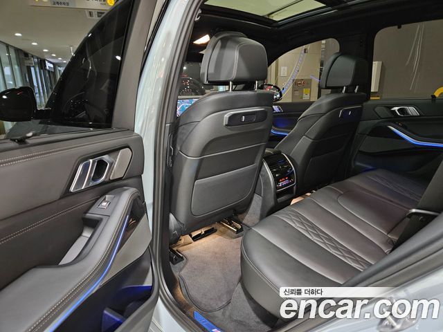 BMW X5 2026 — photo 11