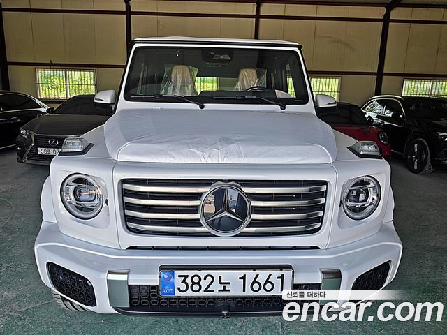 Mercedes-Benz G-Class 2026 — photo 1