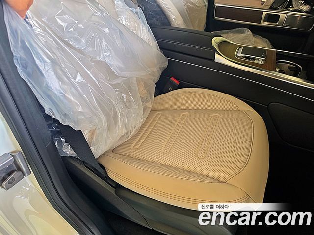 Mercedes-Benz G-Class 2026 — photo 7
