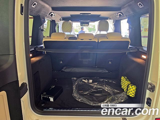Mercedes-Benz G-Class 2026 — photo 10