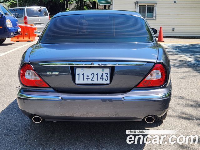 Jaguar XJ-8 2005 — photo 6
