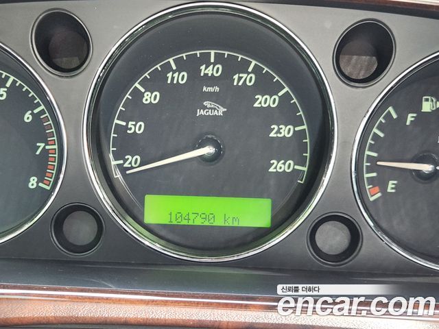 Jaguar XJ-8 2005 — photo 15
