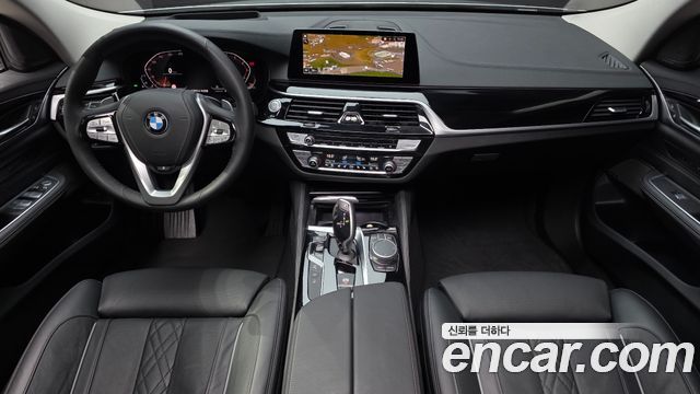 BMW Gran Turismo 2020 — photo 10