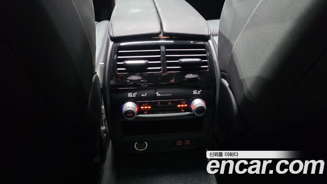 BMW Gran Turismo 2020 — photo 24