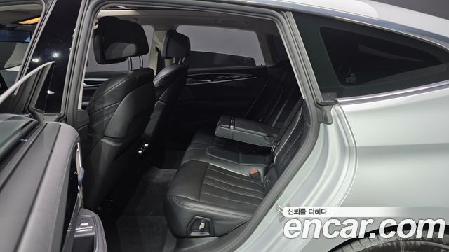 BMW Gran Turismo 2020 — photo 16